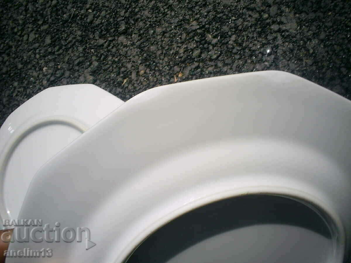 LOT OF CARABEL PORCELAIN PLATES - 6