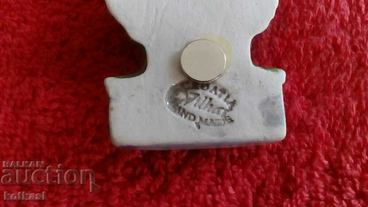 Souvenir Ceramic souvenir fridge magnet Owl marked - 7 Souvenir Ceramic souvenir fridge magnet Owl marked - 7