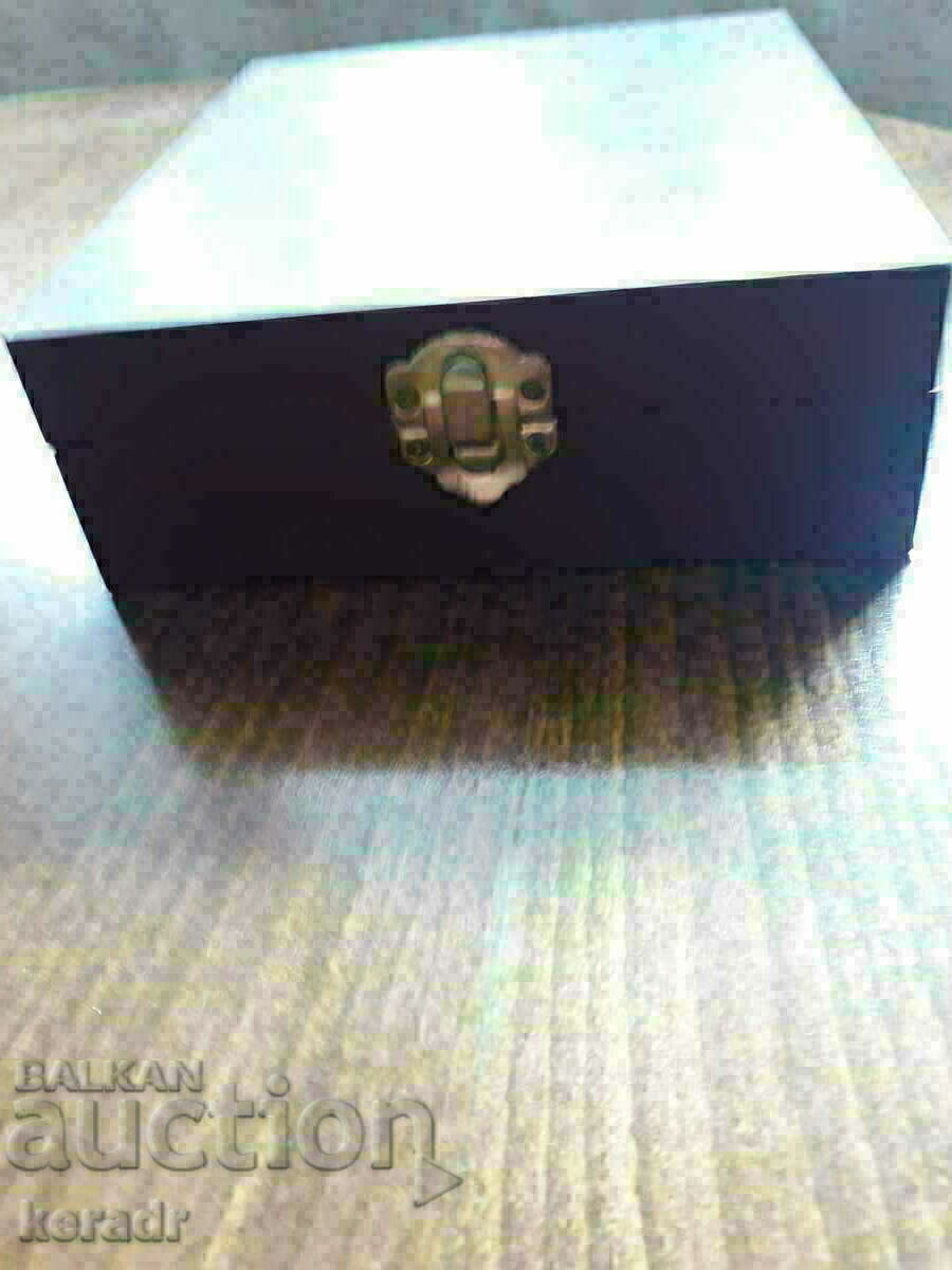 Set of camping utensils with price 30.00 BGN | € 15.34 Set of camping utensils with price 30.00 BGN | € 15.34