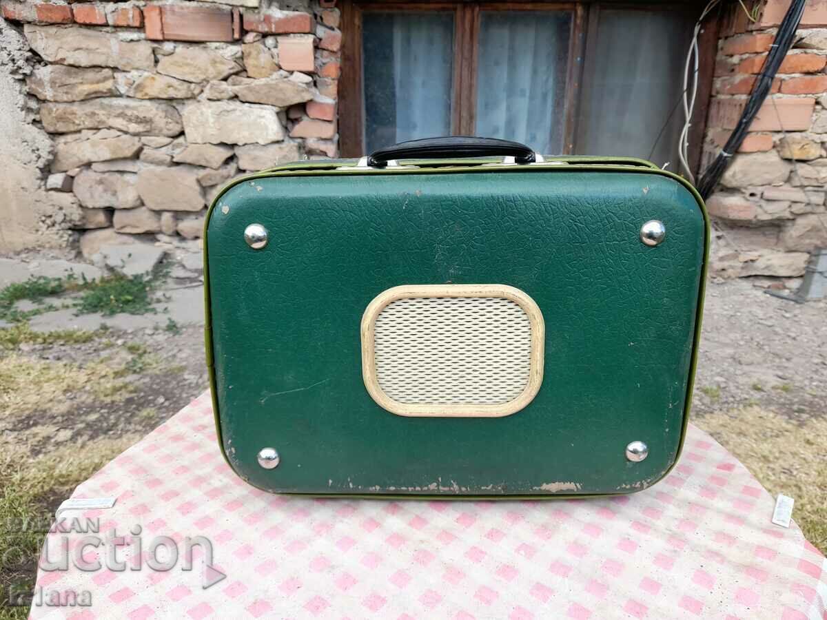 Old turntable case Old turntable case