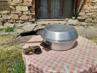 Oală electrică veche Țara Minunilor