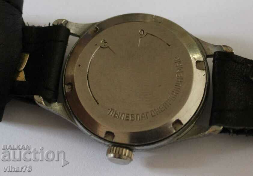 Delivery of MEN'S saturn watch