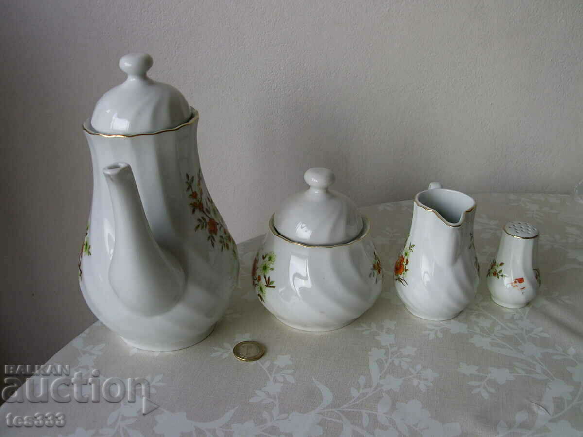 Ceainic, zahăr, ulcior, sare Kitka Novi Pazar cu preț € 9.20 | 17.99 BGN