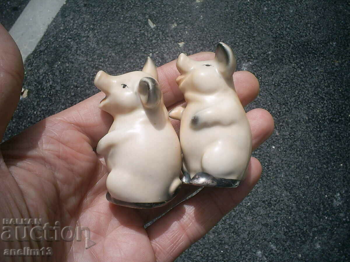 Auction PORCELAIN SALT PIGS WITH SILVER FEET Auction PORCELAIN SALT PIGS WITH SILVER FEET