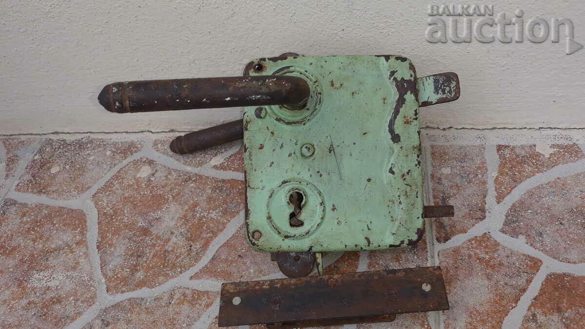 Delivery of ancient primitive lock Delivery of ancient primitive lock