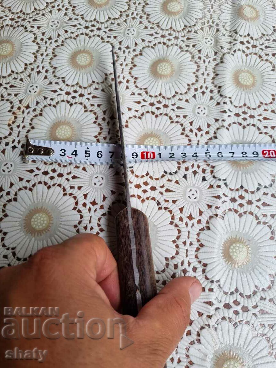 Delivery of An old knife Delivery of An old knife