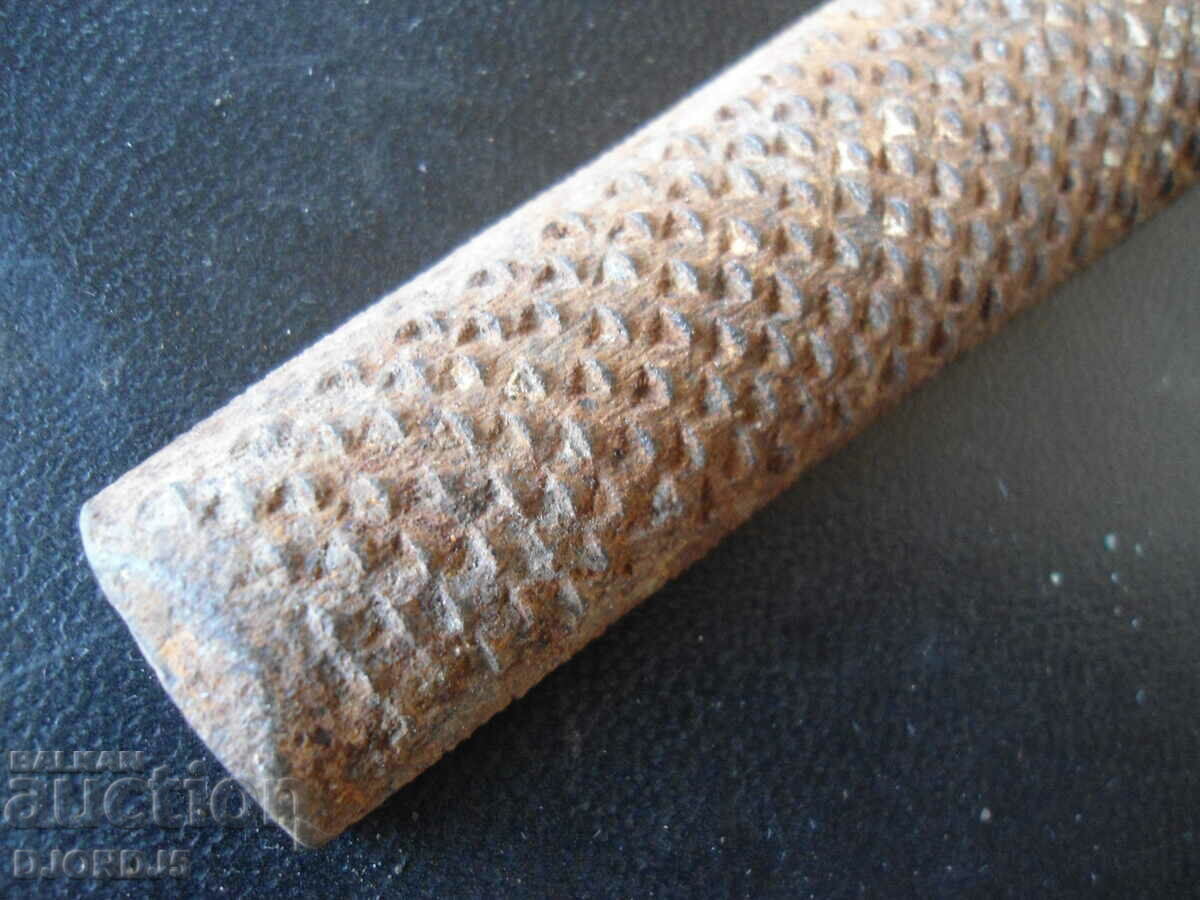 Old files, half-round with price 2.00 BGN | € 1.02 Old files, half-round with price 2.00 BGN | € 1.02