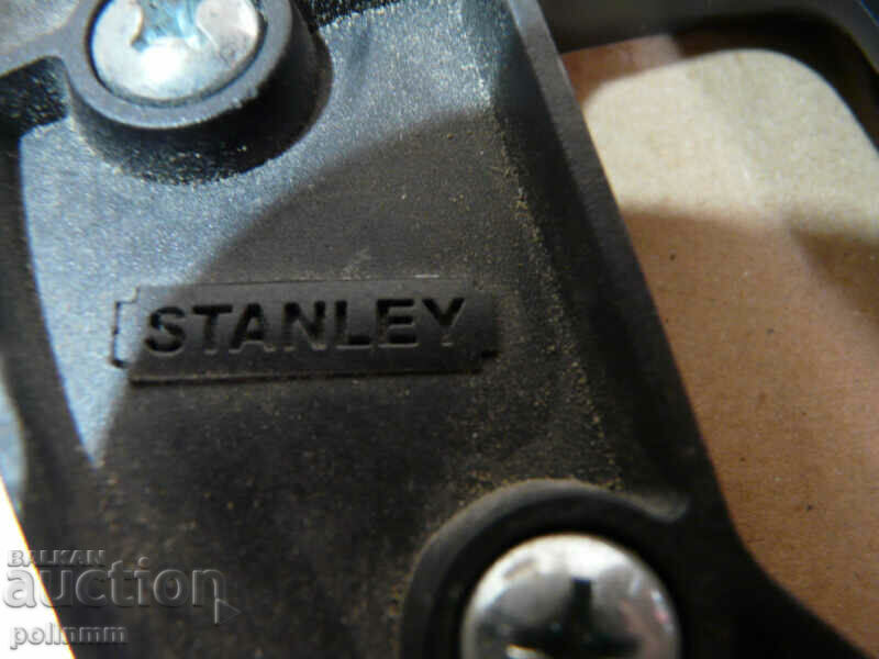 Delivery of STANLEY saw Delivery of STANLEY saw