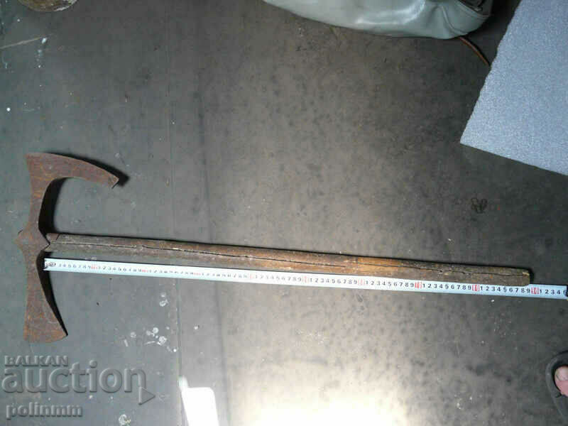 Delivery of Batashka ax - Pelka