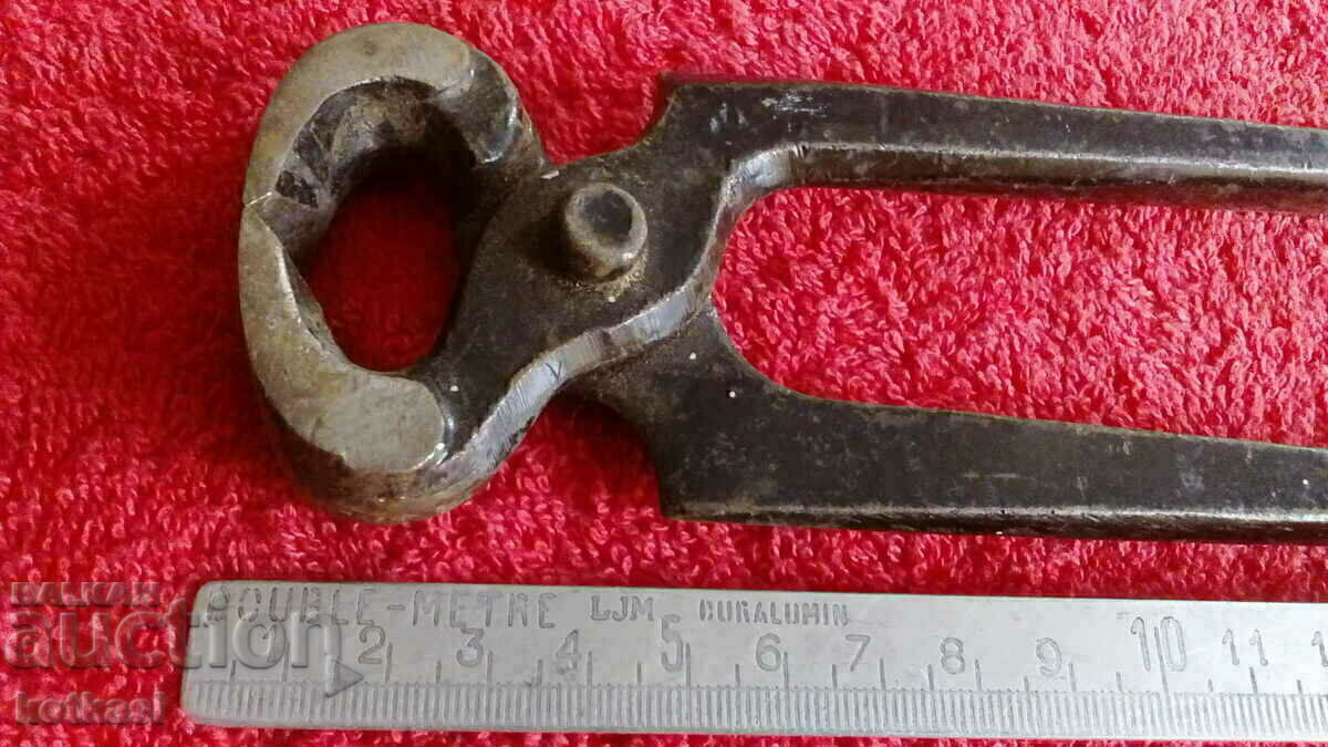 Old forged metal pliers cherped master with price 21.00 BGN | € 10.74 Old forged metal pliers cherped master with price 21.00 BGN | € 10.74