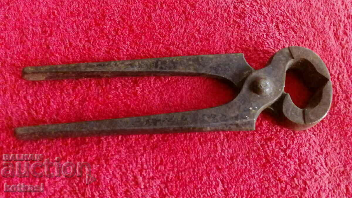 Old forged metal pliers cherped master - 7 Old forged metal pliers cherped master - 7