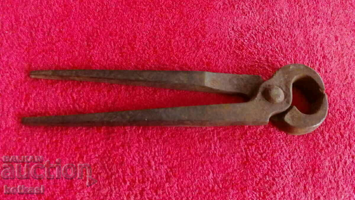 Old forged massive metal pliers serpentine master - 7 Old forged massive metal pliers serpentine master - 7