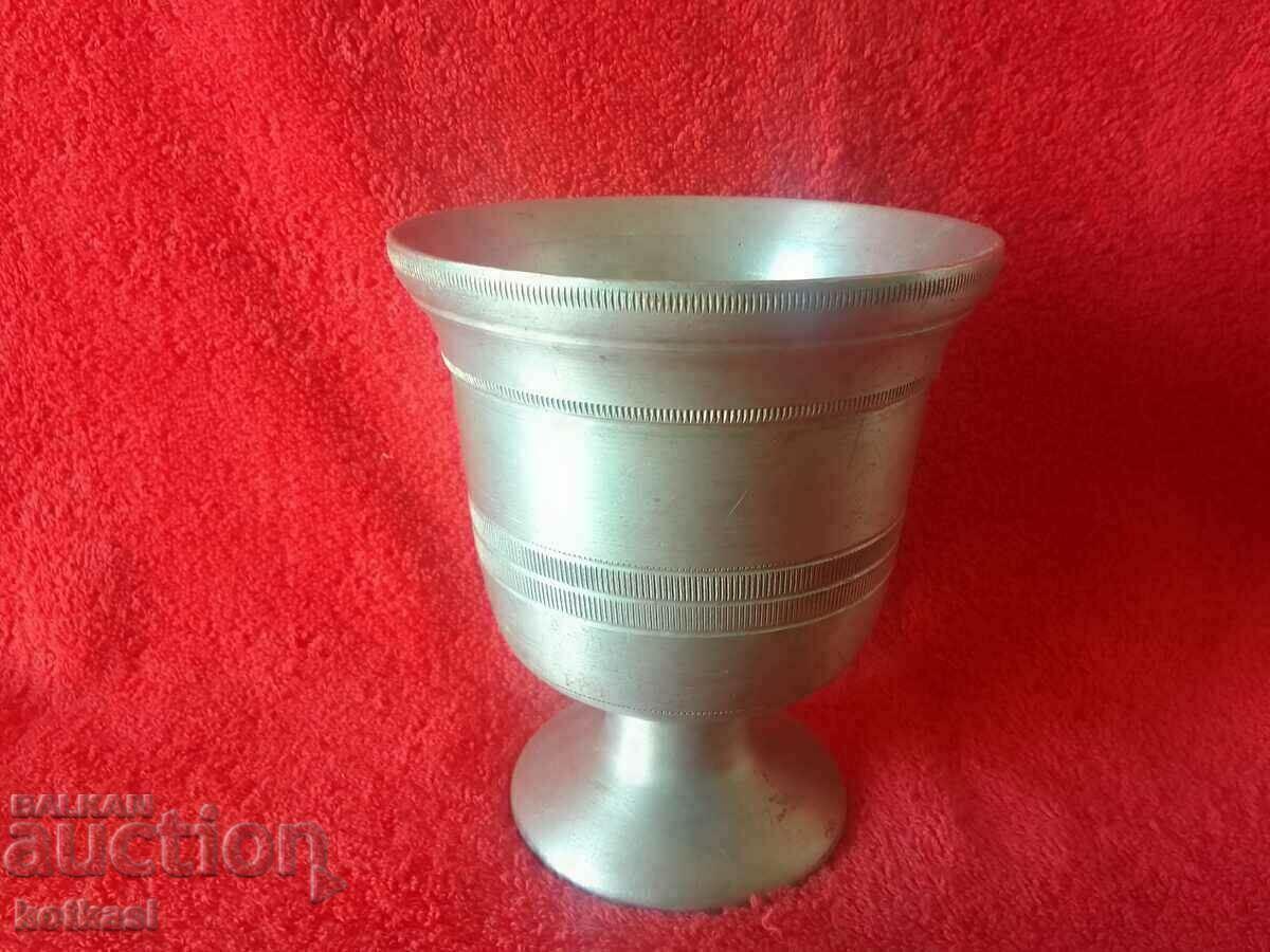 Auction Old mortar made of white metal bronze aluminum mortar Auction Old mortar made of white metal bronze aluminum mortar