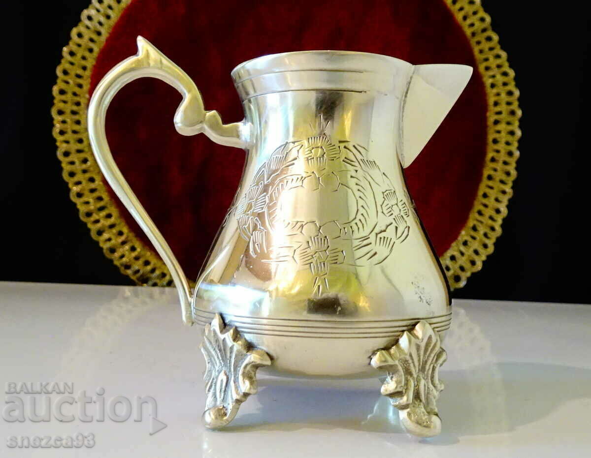 English lathe, jug, baroque. English lathe, jug, baroque.