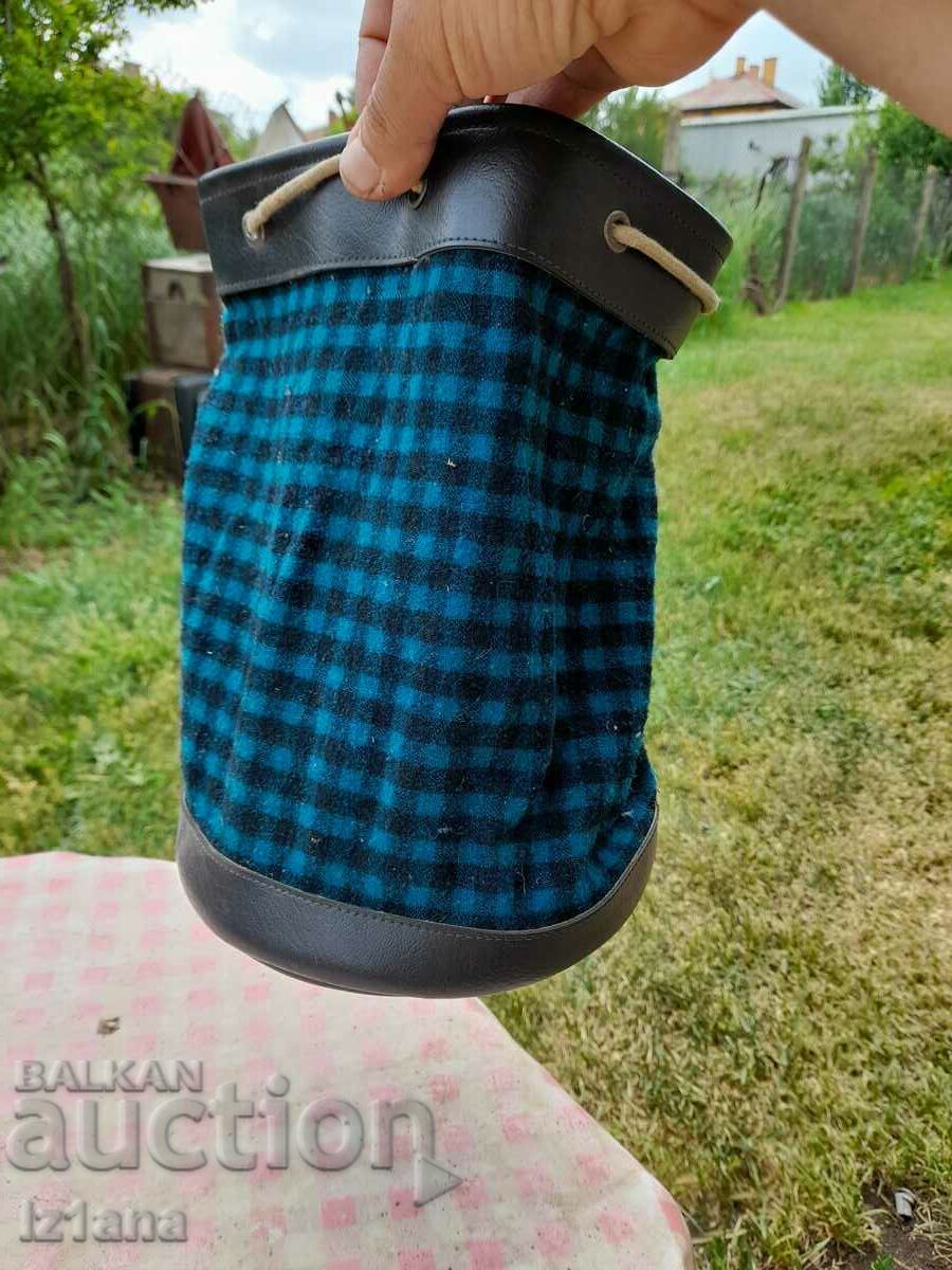 Delivery of Old bag, purse Delivery of Old bag, purse