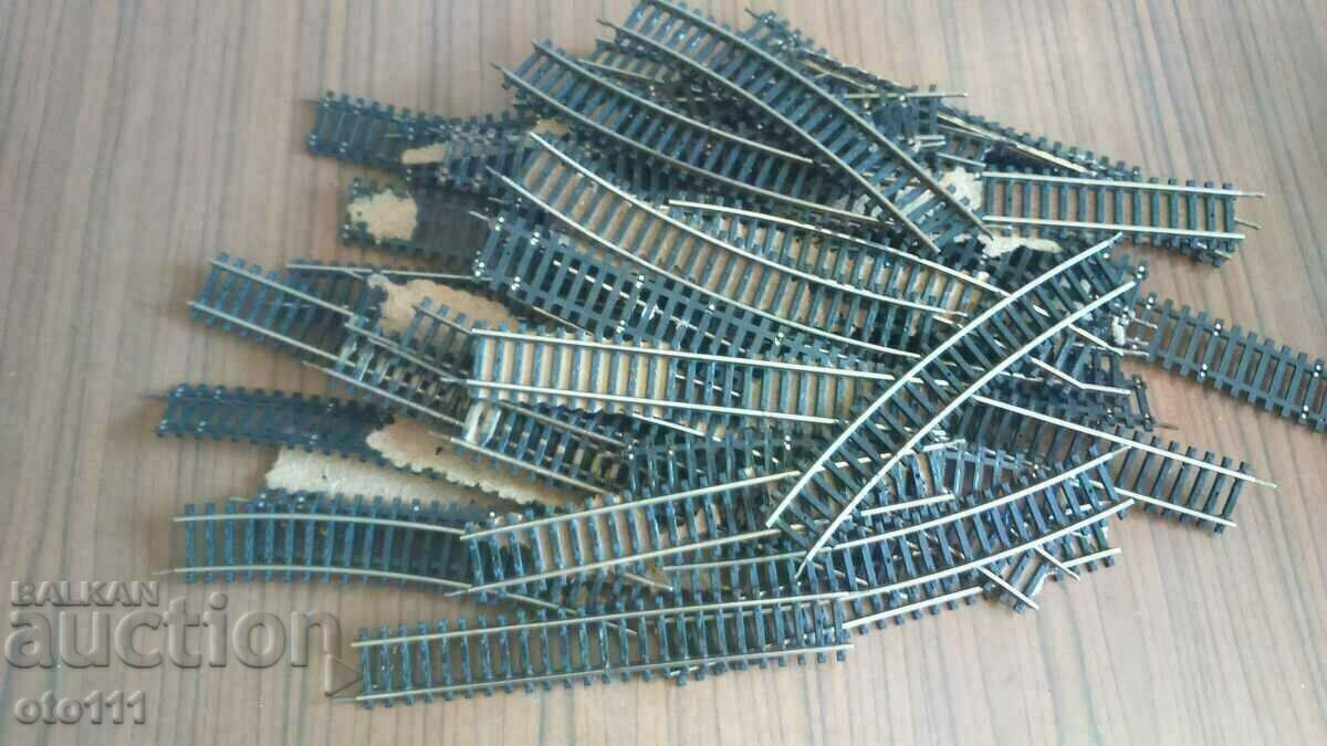 PIKO TRAIN RAILS - PIKO NO- 62 pieces