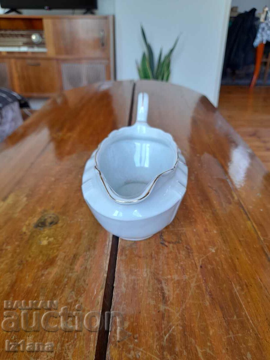 Old porcelain saucer with price 30.00 BGN | € 15.34 Old porcelain saucer with price 30.00 BGN | € 15.34