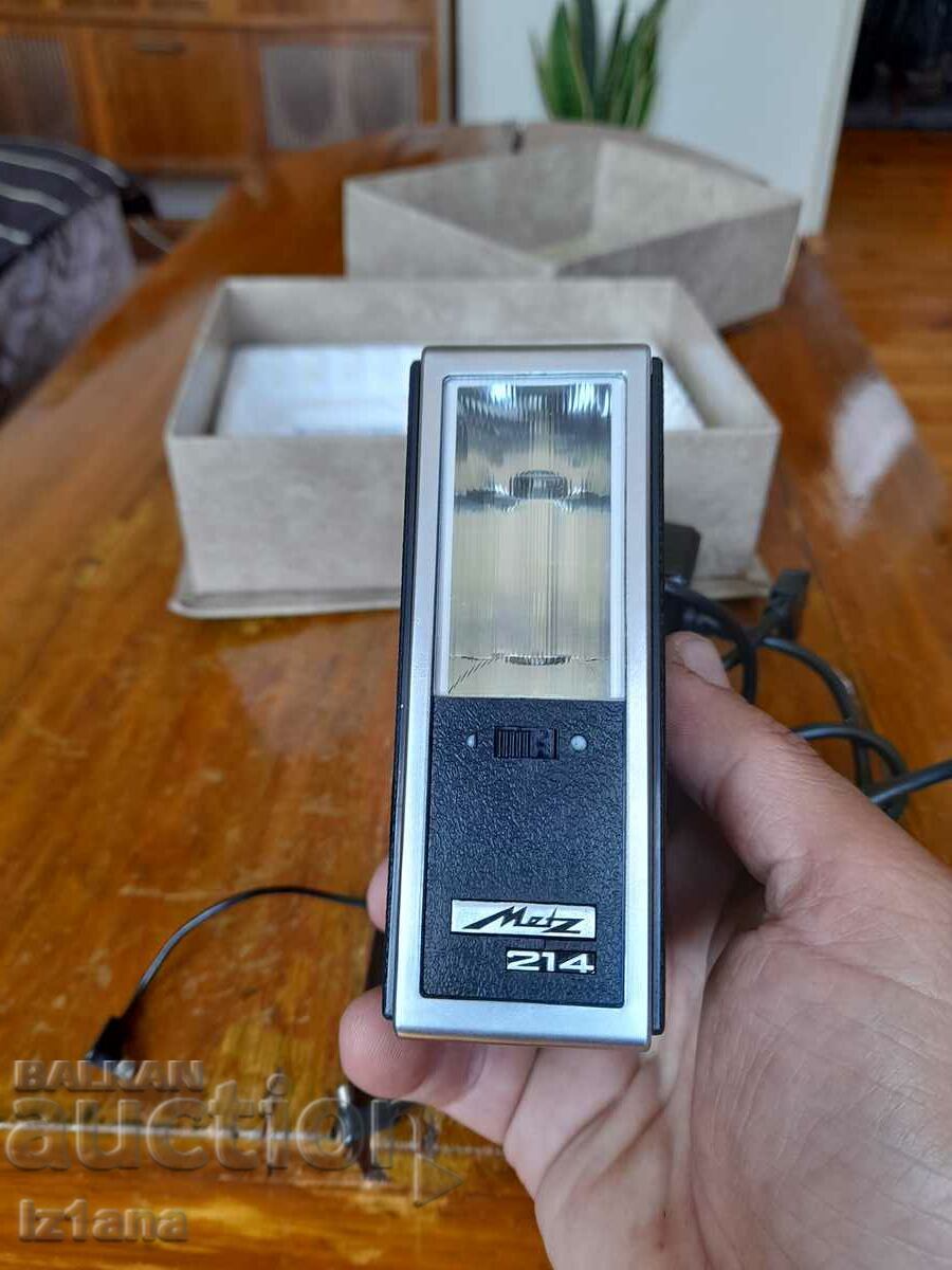 Auction Metz Camera Flash Auction Metz Camera Flash