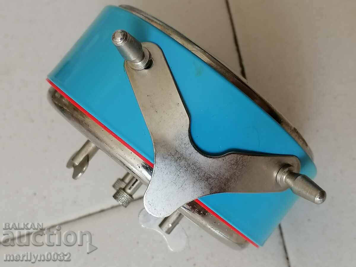 Delivery of Desktop clock "SARKISOF", alarm clock - USSR, WORKS Delivery of Desktop clock "SARKISOF", alarm clock - USSR, WORKS