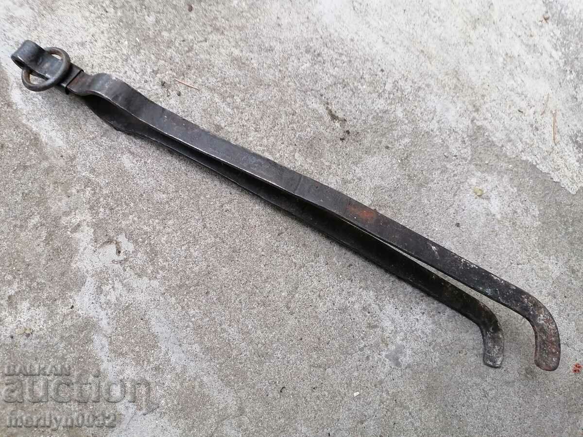 Delivery of Old dilaf, mash, wrought iron for a furnace Delivery of Old dilaf, mash, wrought iron for a furnace