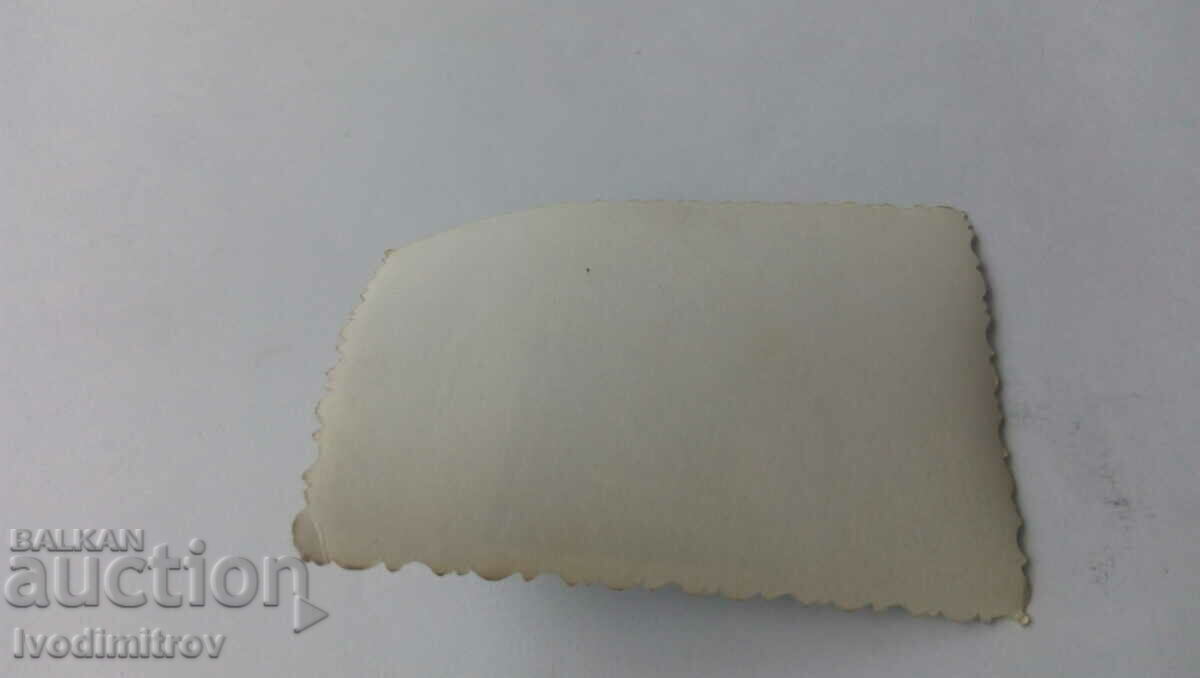 Photo Five young people at Bogdan hut in winter with price 1.45 BGN | € 0.74 Photo Five young people at Bogdan hut in winter with price 1.45 BGN | € 0.74