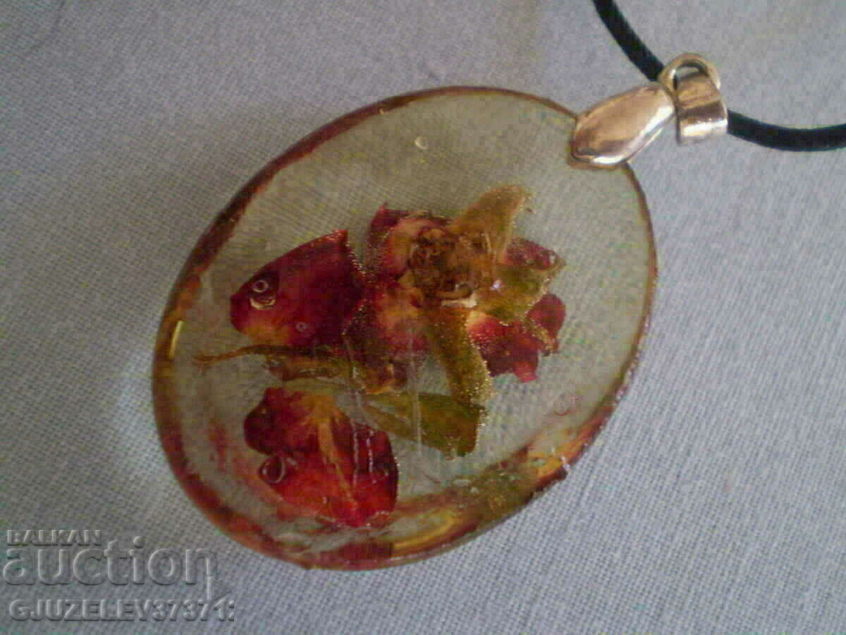 Flower pendant with leather and silver 925 - 6 Flower pendant with leather and silver 925 - 6
