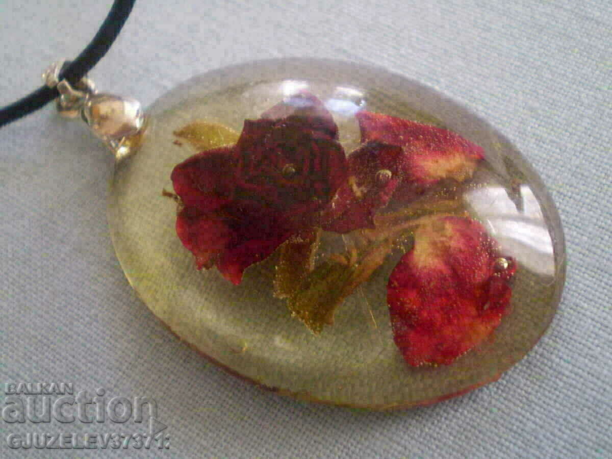Flower pendant with leather and silver 925 - 7 Flower pendant with leather and silver 925 - 7