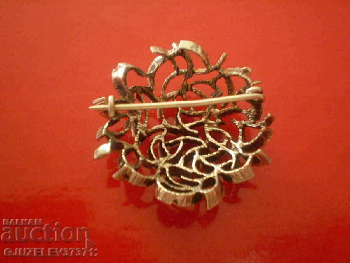 Licitație Broșă unică de damă realizată în întregime manual din miere solidă