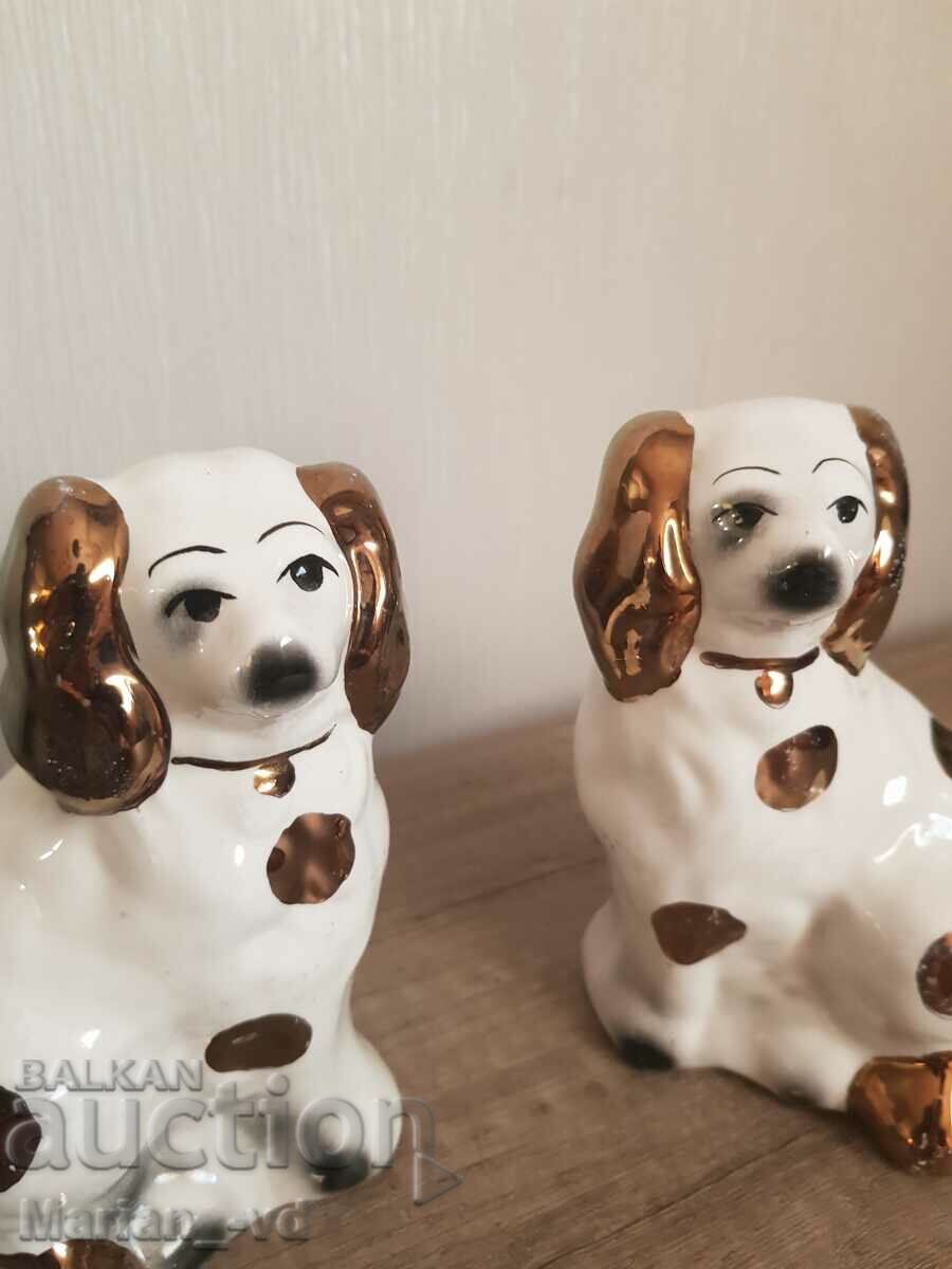 Две порцеланови фигури-кученца с цена 45.00 лв. | € 23.01 Две порцеланови фигури-кученца с цена 45.00 лв. | € 23.01
