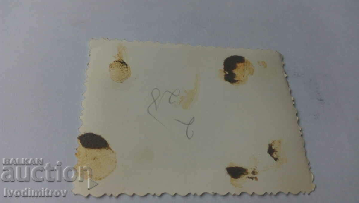 Снимка София Четири жени на тротоара с цена 2.35 лв. | € 1.20 Снимка София Четири жени на тротоара с цена 2.35 лв. | € 1.20