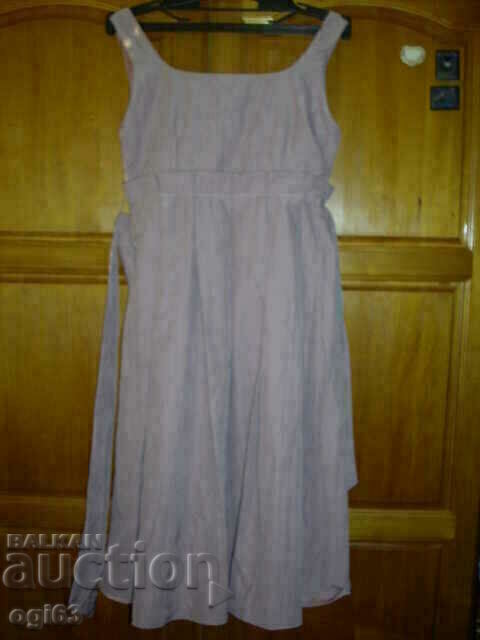 Rochie 4 cu preț € 5.99 | 11.72 BGN