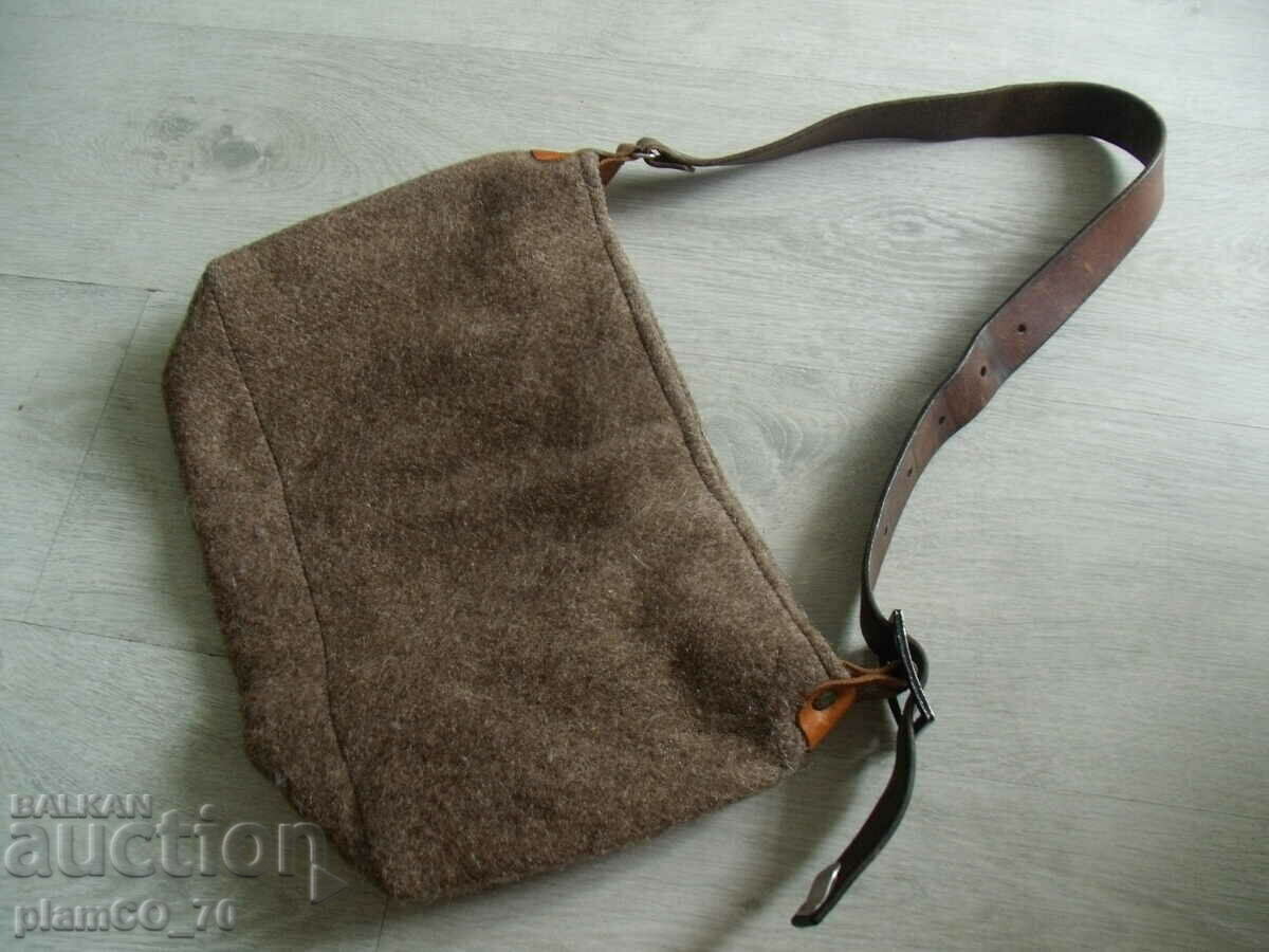 № 003 old military medical bag - MONTANA - 5 № 003 old military medical bag - MONTANA - 5