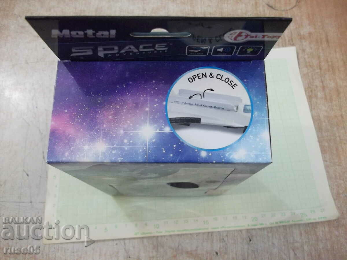 Model "Metal - SPACE SHUTTLE" new - 6 Model "Metal - SPACE SHUTTLE" new - 6