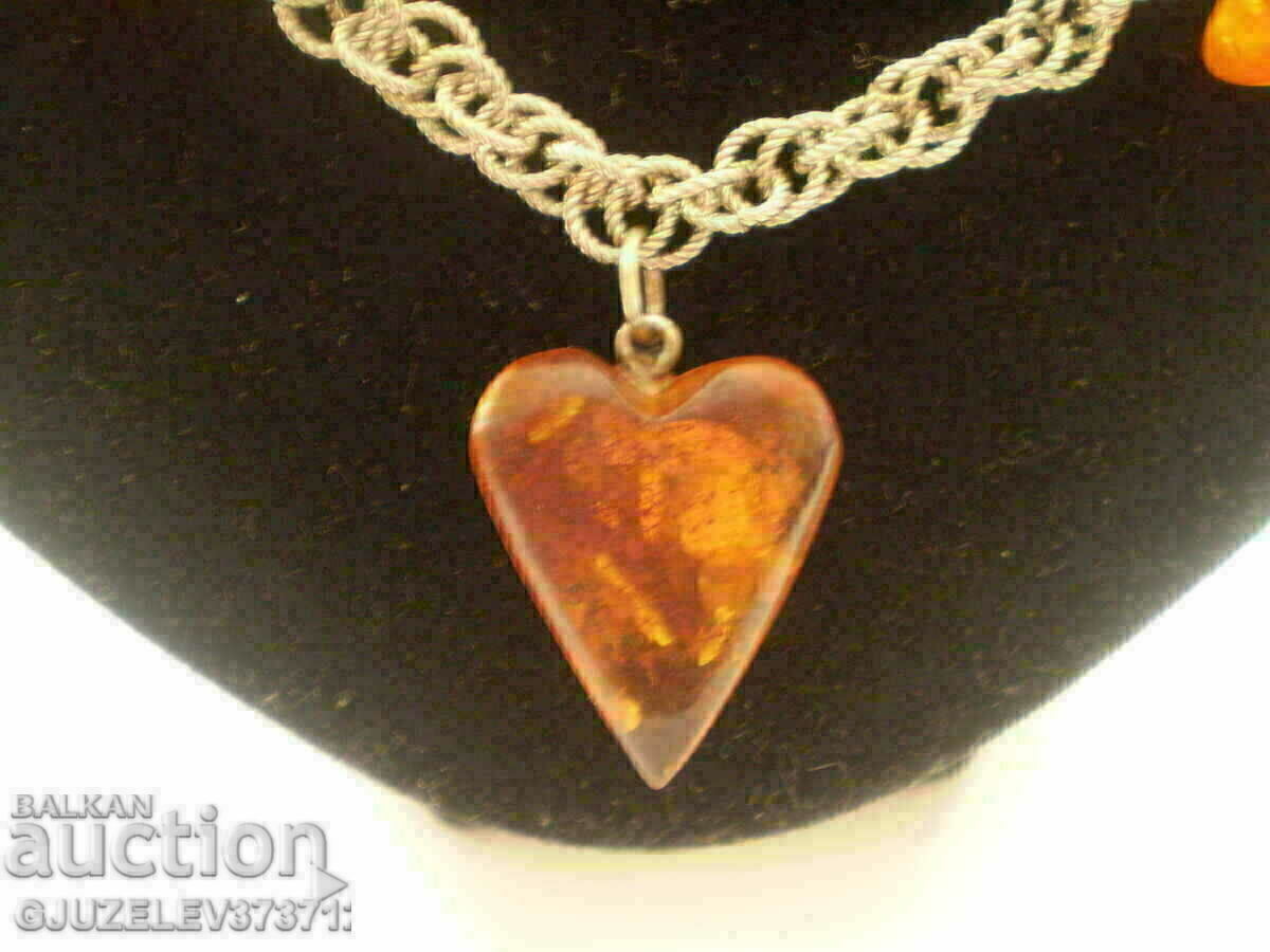 Auction Vintage beautiful women's necklace natural amber Auction Vintage beautiful women's necklace natural amber