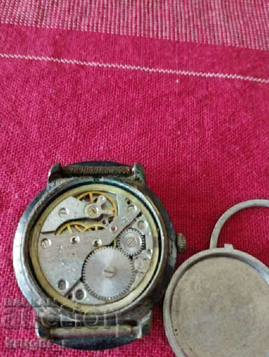 Delivery of Clock ROCKET Delivery of Clock ROCKET