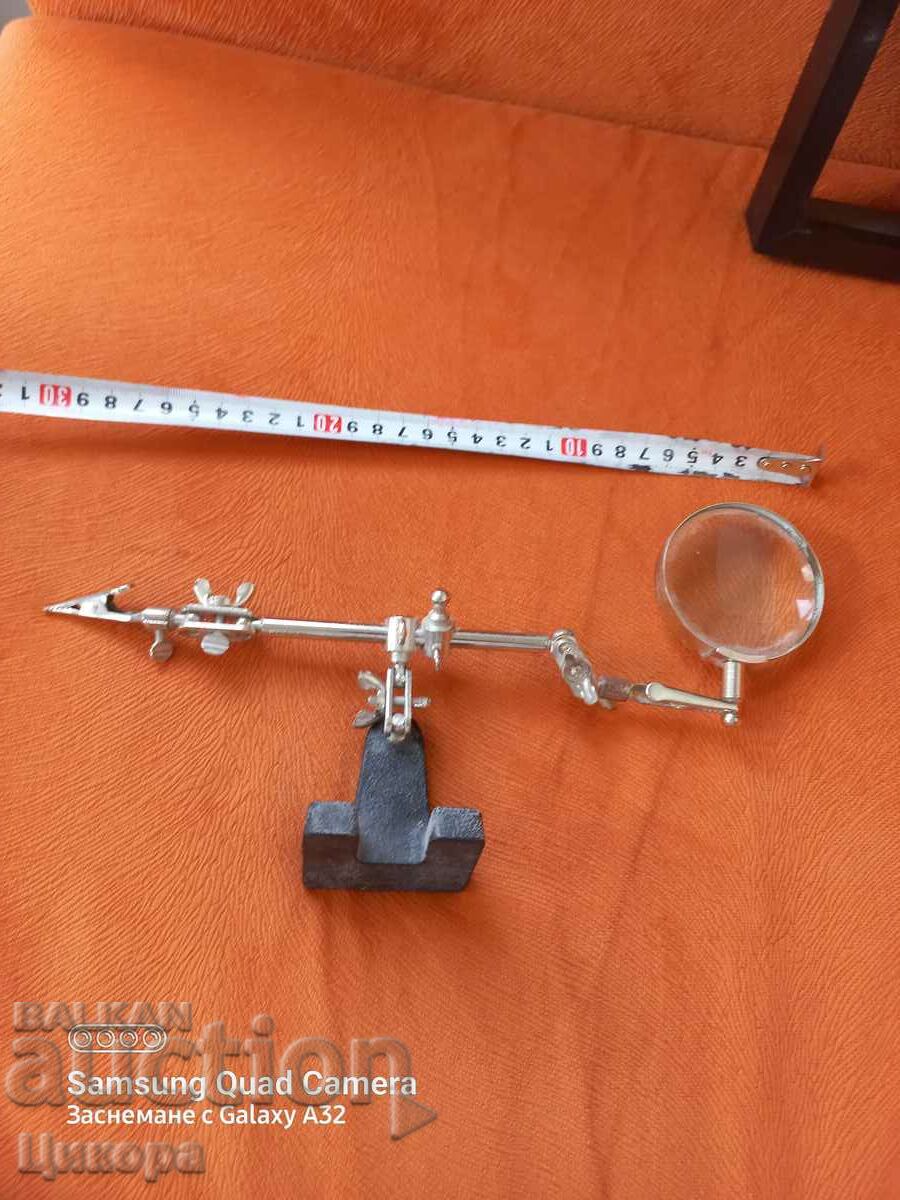 ΜΕΓΕΘΥΝΤΗΣ ΜΕ ΜΕΤΑΛΛΙΚΟ ΚΙΝΗΤΟ ΣΤΑΝΤ με τιμή 60.00 BGN | € 30.68