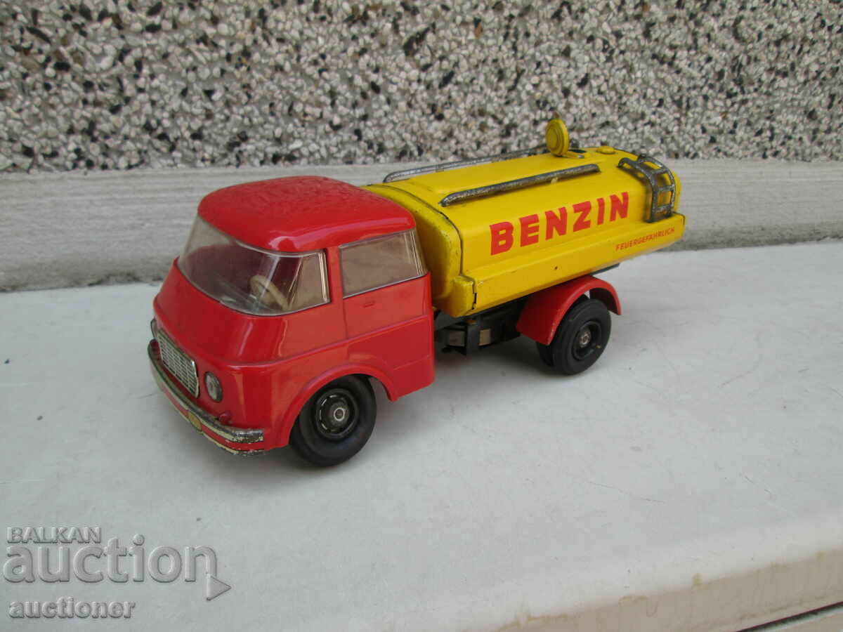 OLD GERMAN METAL TOY BENZIN TANK - 6 OLD GERMAN METAL TOY BENZIN TANK - 6