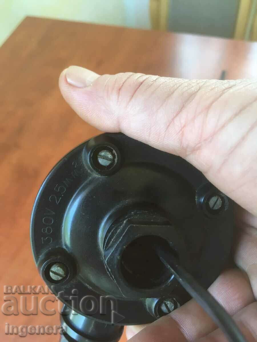 Доставка на ФАСУНГА И РАЗКЛОНИТЕЛНА КУТИЯ РЕТРО БАКЕЛИТ Доставка на ФАСУНГА И РАЗКЛОНИТЕЛНА КУТИЯ РЕТРО БАКЕЛИТ