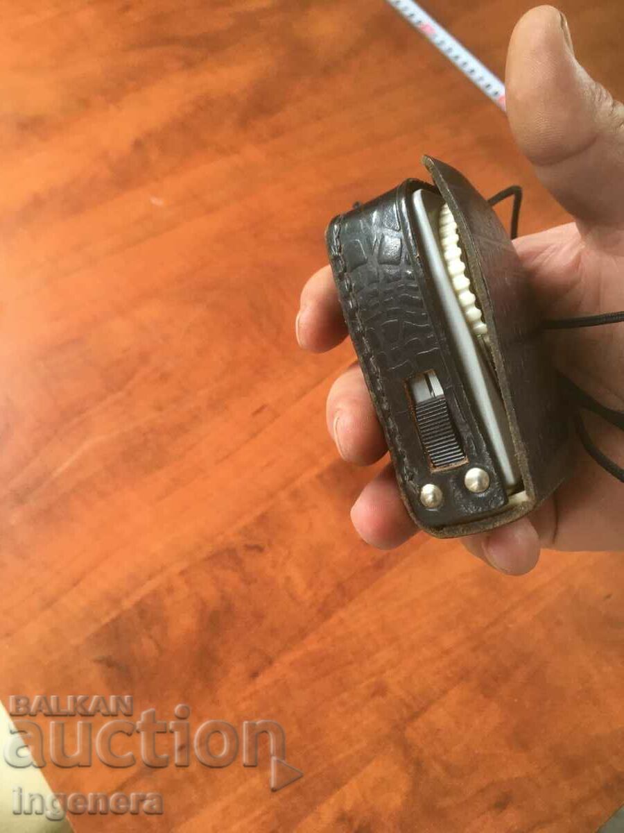 LIGHT METER USSR LEATHER CASE - 7 LIGHT METER USSR LEATHER CASE - 7