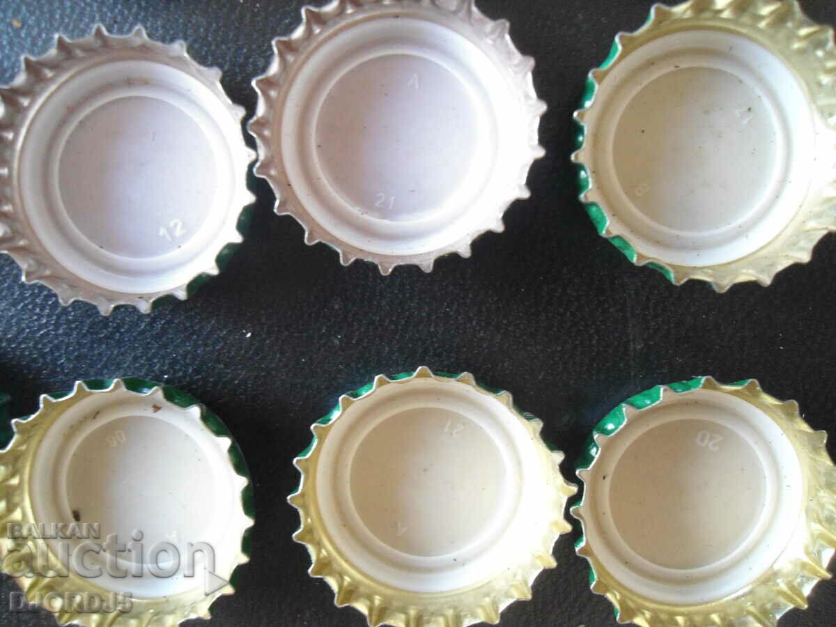 Delivery of Old caps, 18 pieces