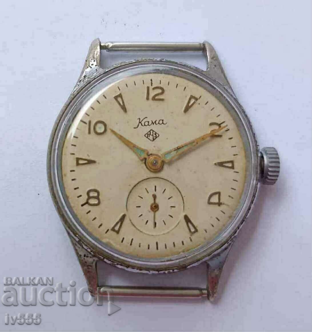 I AM SELLING A HAND-HELD SOVIET MECHANICAL WATCH - KAMA / CHCHZ