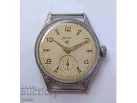 I AM SELLING A HAND-HELD SOVIET MECHANICAL WATCH - KAMA / CHCHZ