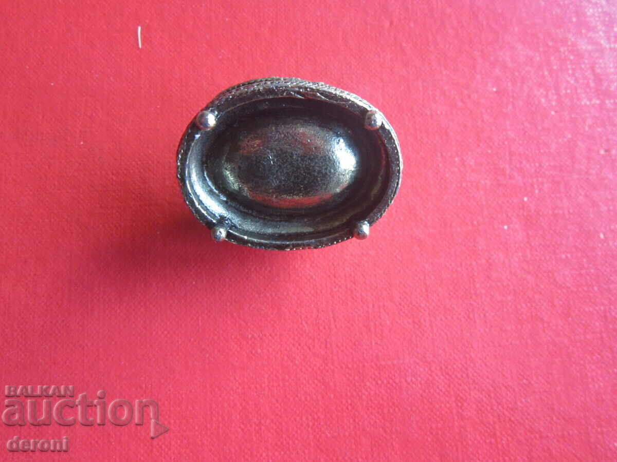 Δημοπρασία Αντίκα μπρούτζινο κουτί χαπιών 9 Δημοπρασία Αντίκα μπρούτζινο κουτί χαπιών 9