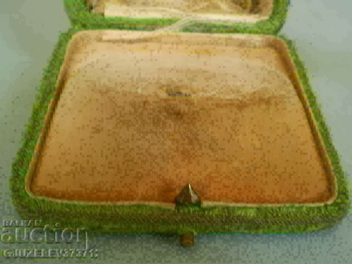 Vintage Rare old green bracelet box - 5 Vintage Rare old green bracelet box - 5