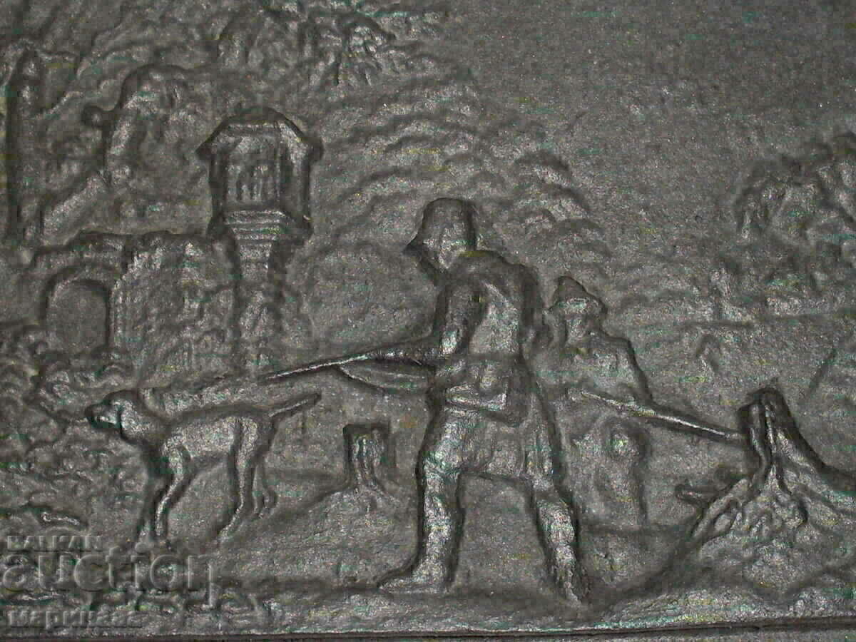 Auction  9 KG BRONZE PLATE FOR FIREPLACE. GERMANY