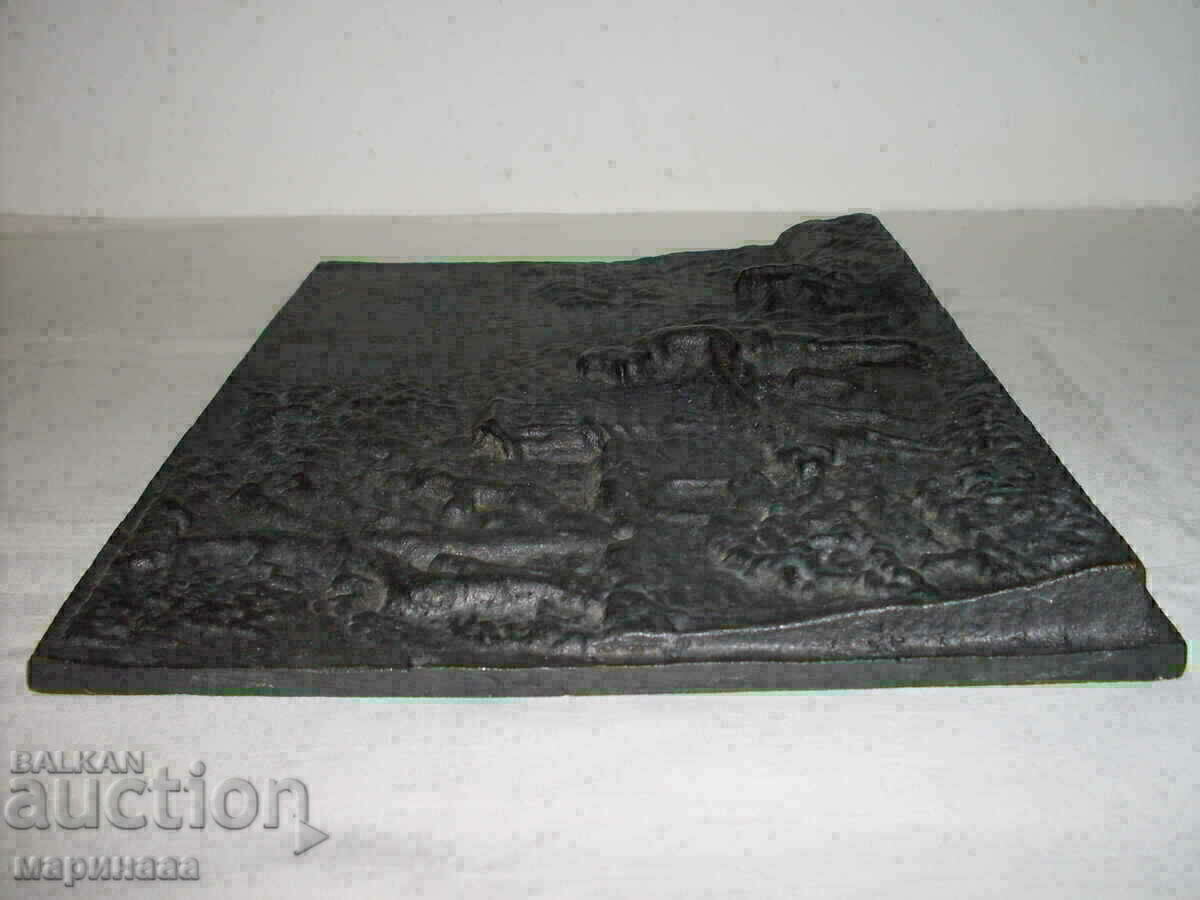 Delivery of 9 KG BRONZE PLATE FOR FIREPLACE. GERMANY