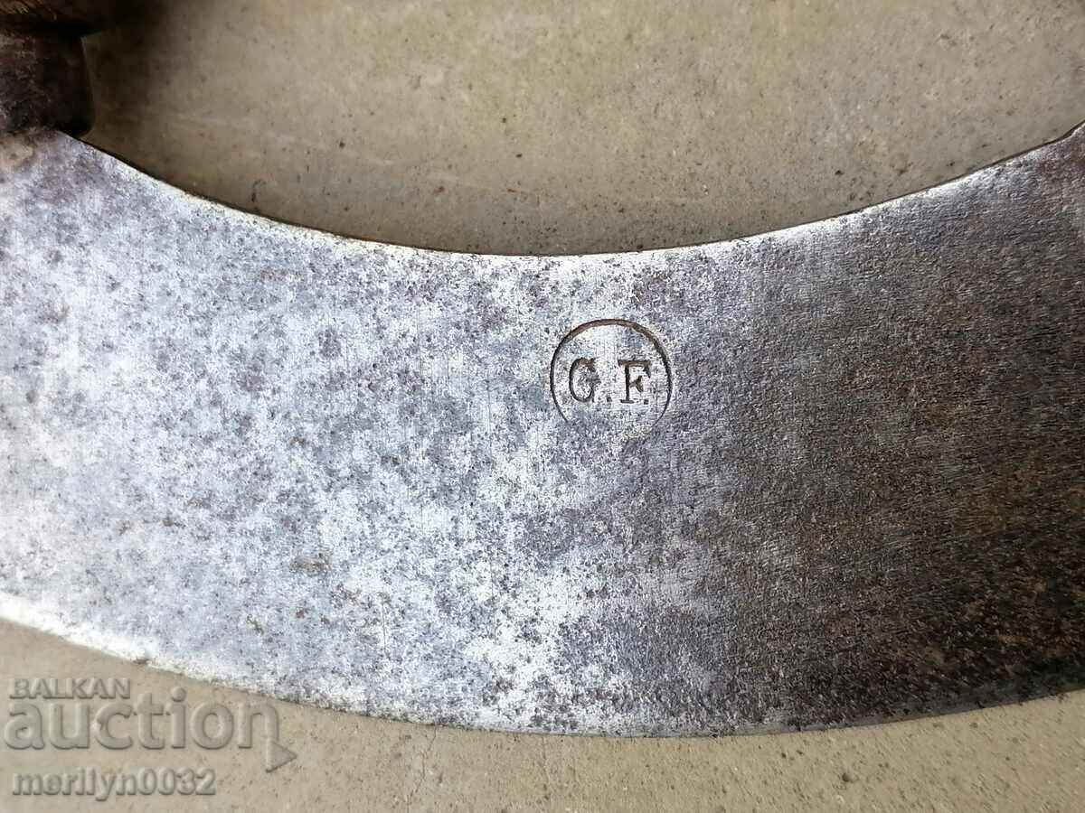 Παλιό μαχαίρι εργαλείων κουζίνας με τιμή 58.00 BGN | € 29.65