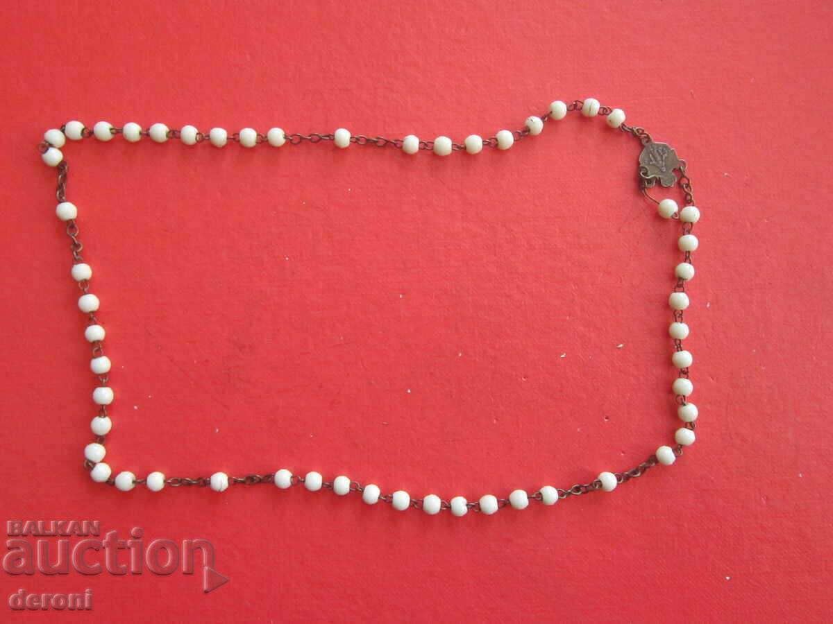 Delivery of An old rosary Delivery of An old rosary