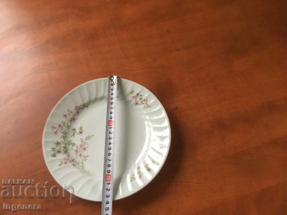 PORCELAIN PLATE BIG SHELVES BULGARIA with price 7.00 BGN | € 3.58 PORCELAIN PLATE BIG SHELVES BULGARIA with price 7.00 BGN | € 3.58