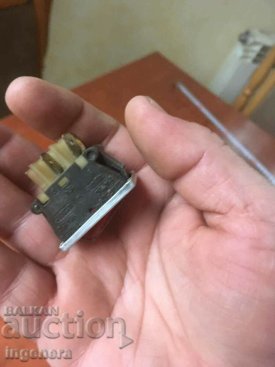 CHEIE ELECTRICĂ CHEIE PENTRU APARATE-3 BUC. - 5 CHEIE ELECTRICĂ CHEIE PENTRU APARATE-3 BUC. - 5